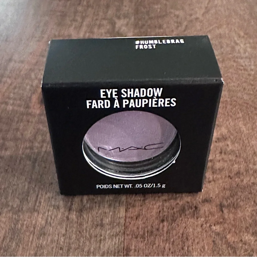 MAC #Humblebrag Lilac Frost Eye Shadow Icy Violet Purple Humblebrag